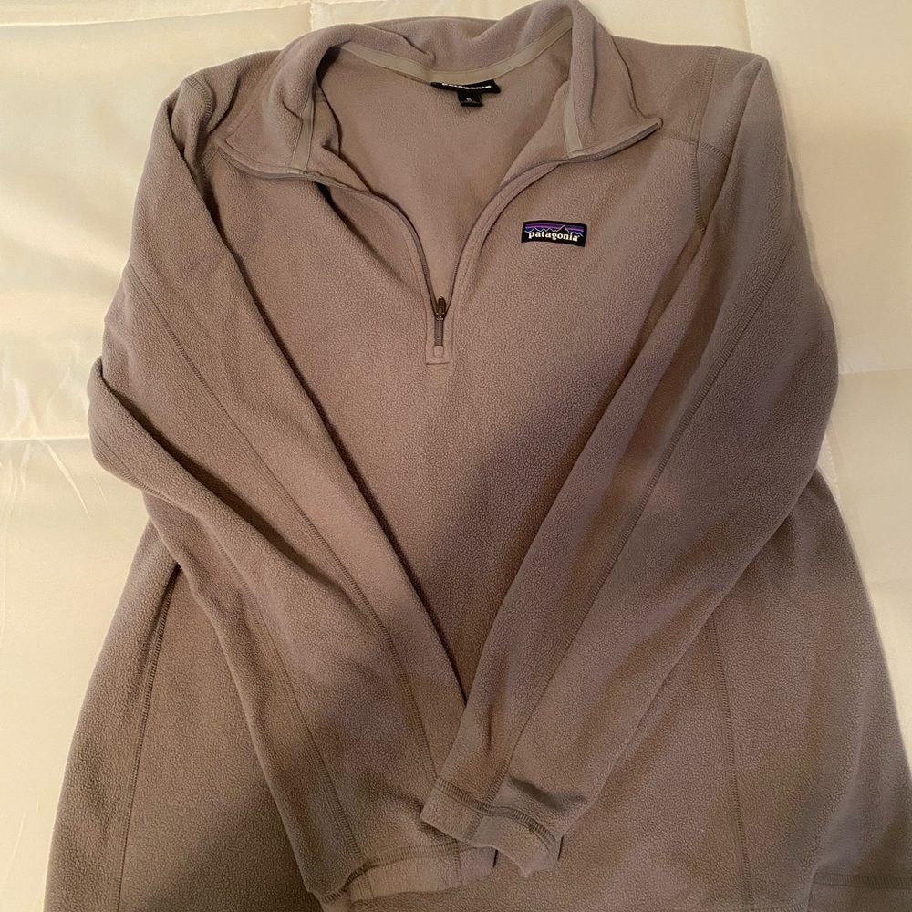 Patagonia Gray Zip Up Sweater with Soft Fleece Texture